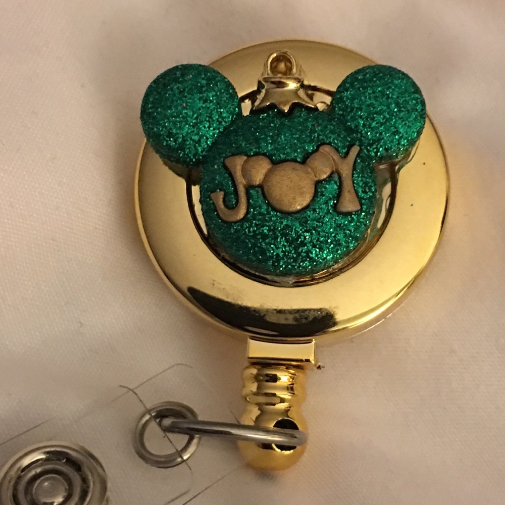 Micky ears green/gold badge holder $10